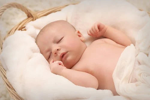 What is the impact of food on a babies sleep pattern?